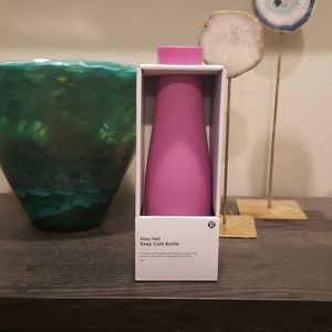 lululemon athletica Other - NIB Stay Hot Keep Cold Bottle lululemon athletica Other - NIB Stay Hot Keep Cold Bottle